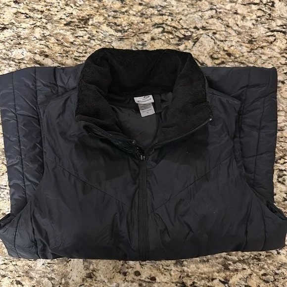 Champion Black Puffer Vest; Zipperr Pockets, S Med, EUC - Picture 6 of 6